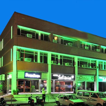 Hotel Solitaire Chandigarh - 10 Mins From Railway Station Eksteriør bilde