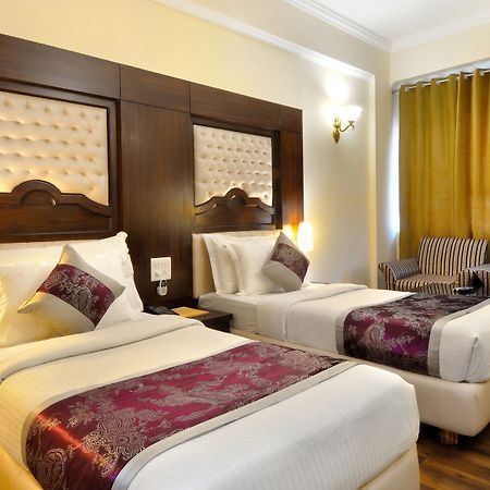 Hotel Solitaire Chandigarh - 10 Mins From Railway Station Eksteriør bilde