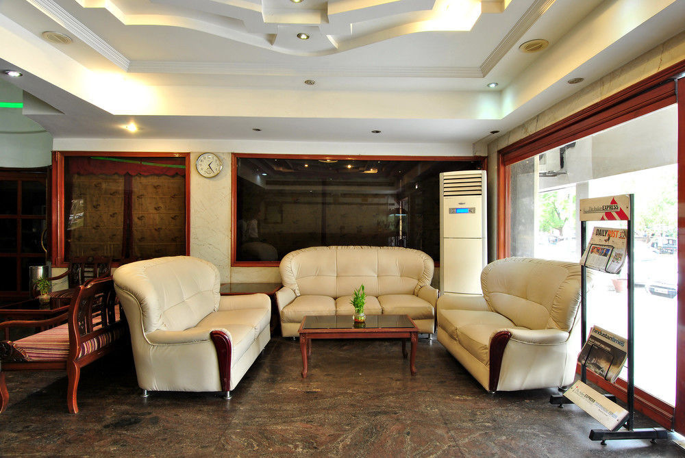 Hotel Solitaire Chandigarh - 10 Mins From Railway Station Eksteriør bilde