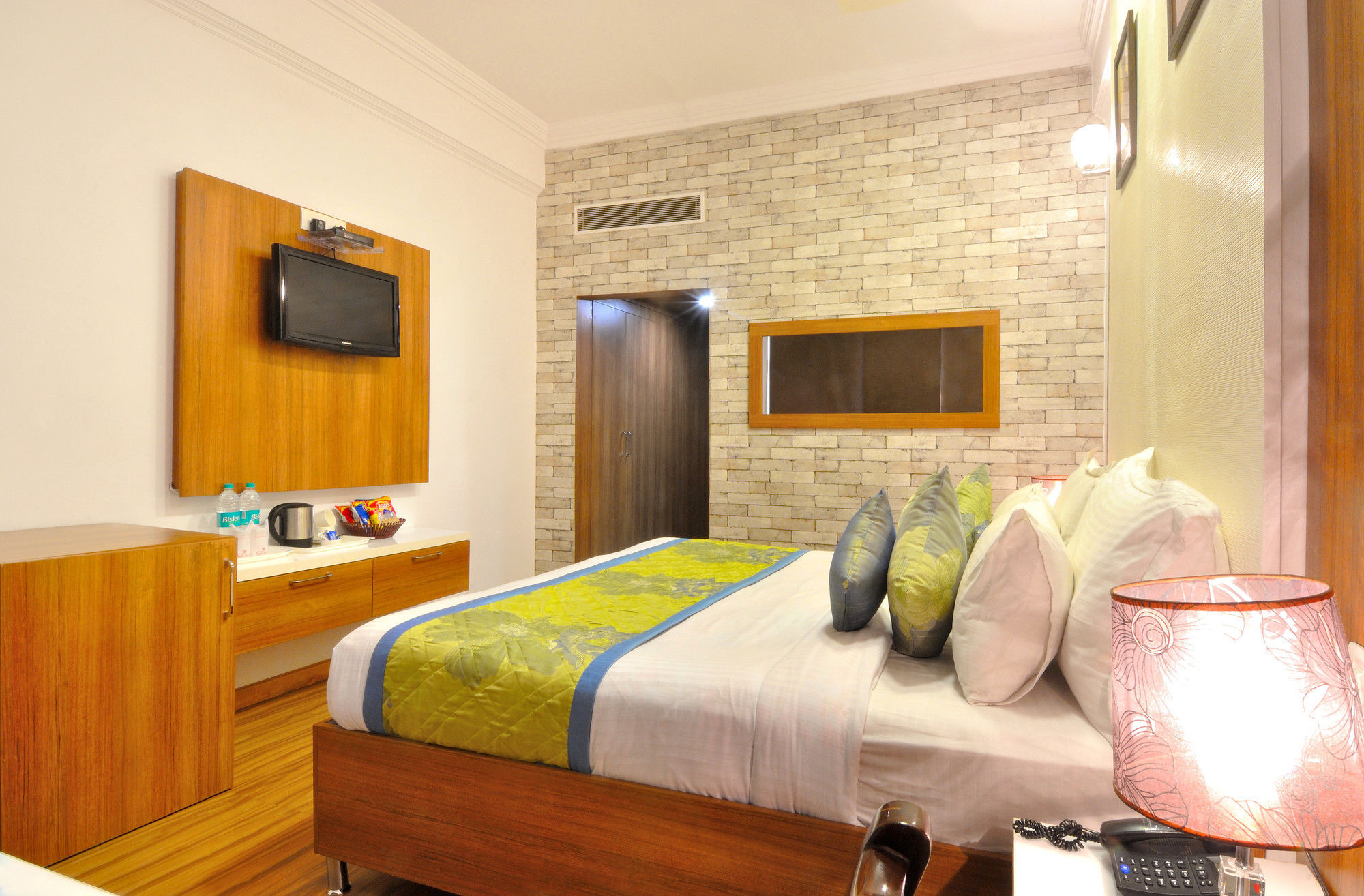 Hotel Solitaire Chandigarh - 10 Mins From Railway Station Eksteriør bilde